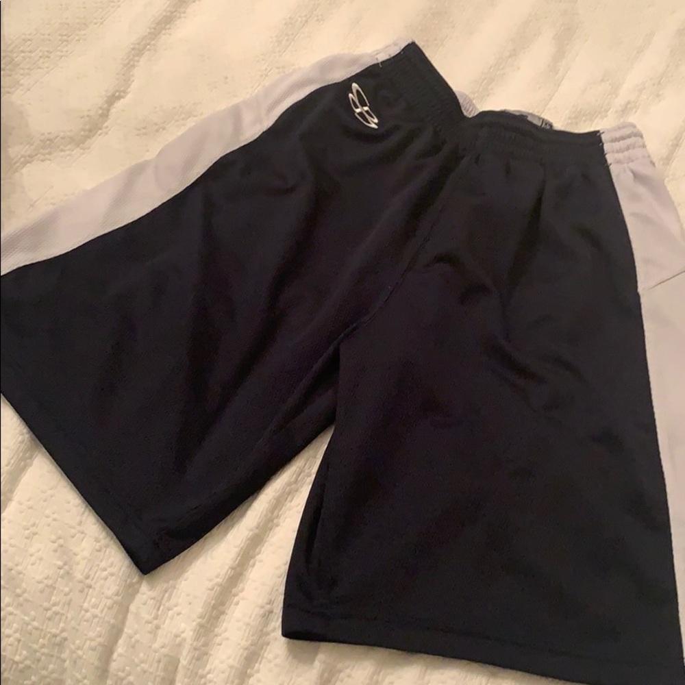 Boom bah athletic shorts